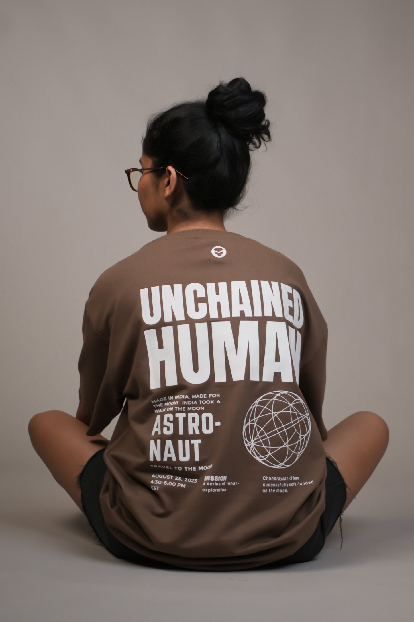 UNCHAINED Brown Oversized T-Shirt